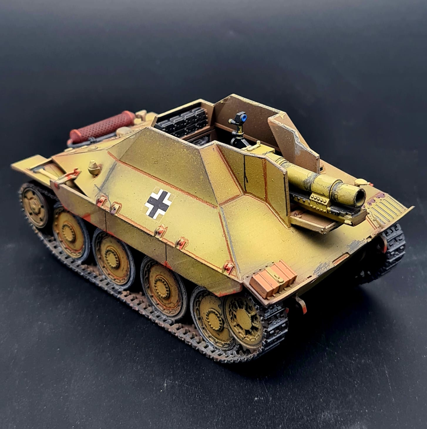 15cm sIG 33/2 (Sf.) auf Jagdpanzer 38(t) (Germany, WW2)